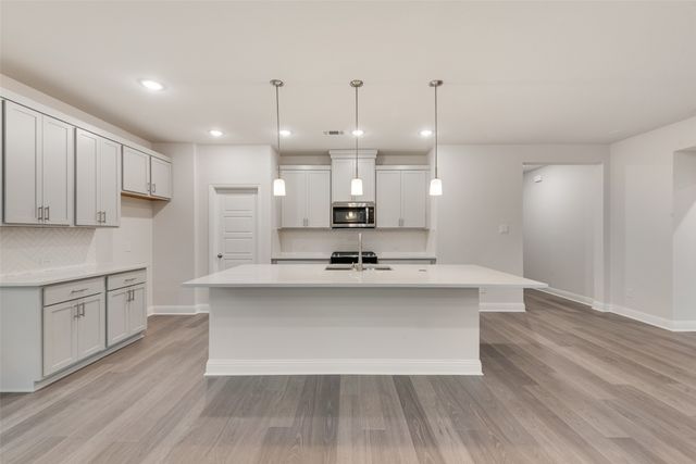 1013 Canoe Way, Crowley, TX 76036