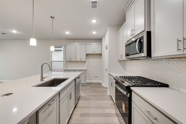 1013 Canoe Way, Crowley, TX 76036