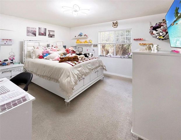 6533 Emerald Dunes Dr 208, West Palm Beach, FL 33411