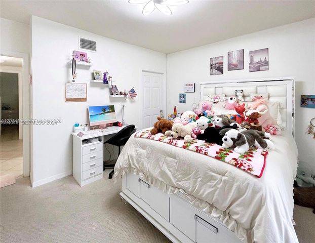 6533 Emerald Dunes Dr 208, West Palm Beach, FL 33411