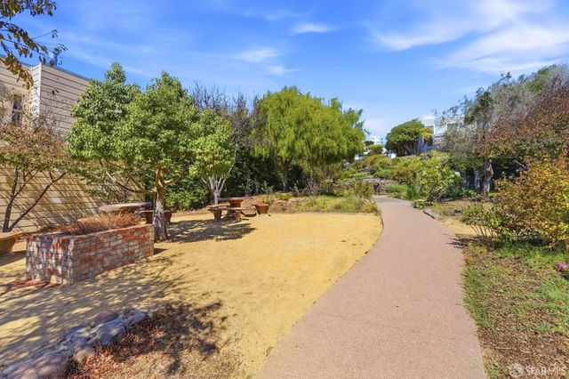 137 Arleta Avenue, San Francisco, CA 94134