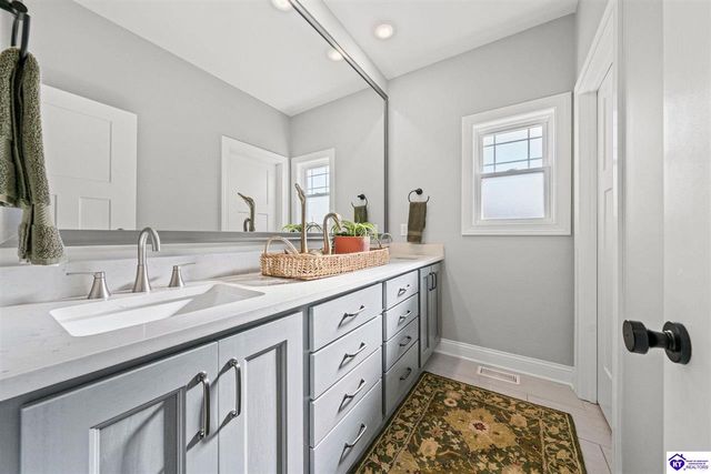 105 Bonfire Lane, Elizabethtown, KY 42701