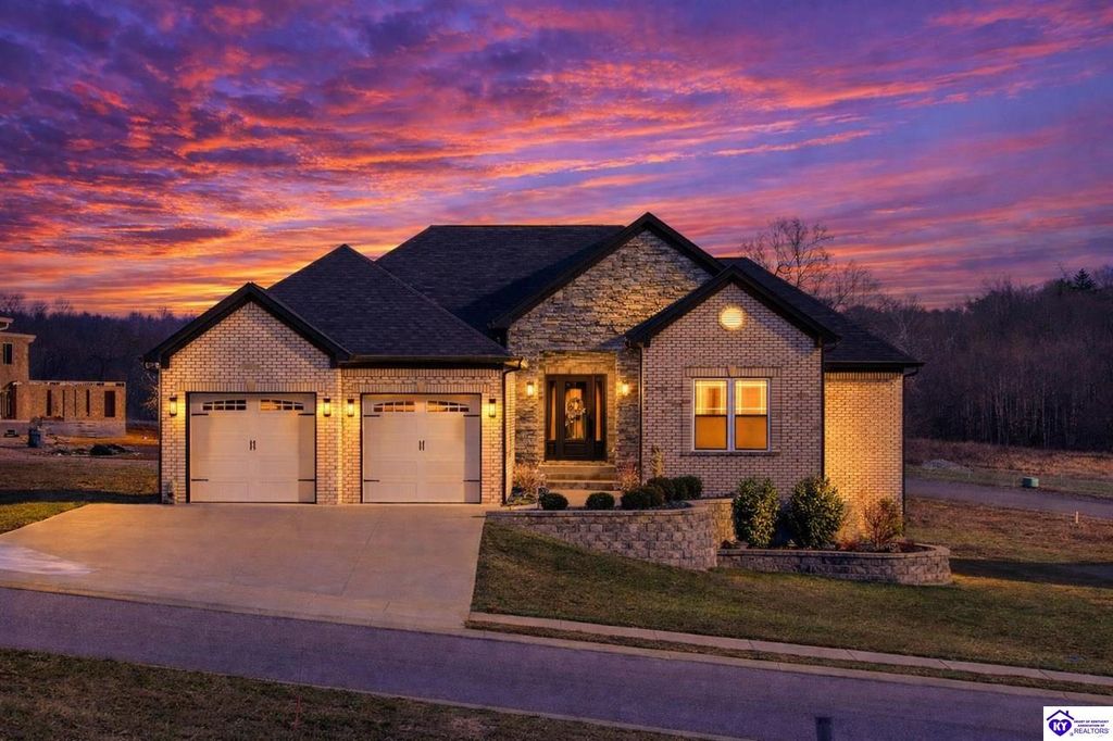 105 Bonfire Lane, Elizabethtown, KY 42701