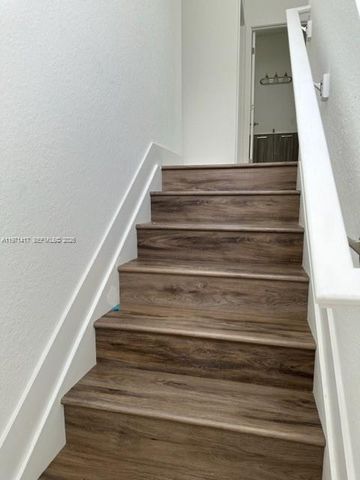 15814 SW 136th Way, Miami, FL 33196