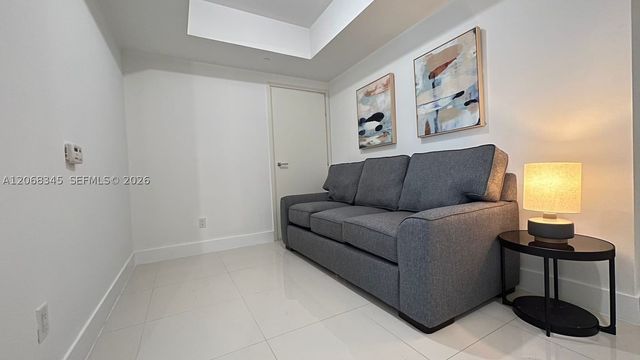 1300 Brickell Bay Dr 3400, Miami, FL 33131