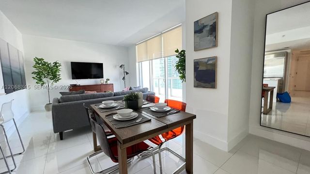 1300 Brickell Bay Dr 3400, Miami, FL 33131