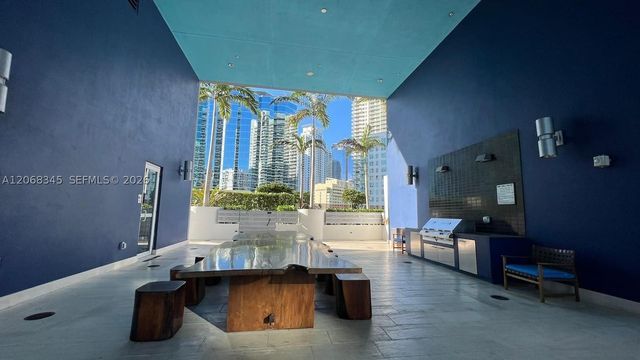 1300 Brickell Bay Dr 3400, Miami, FL 33131