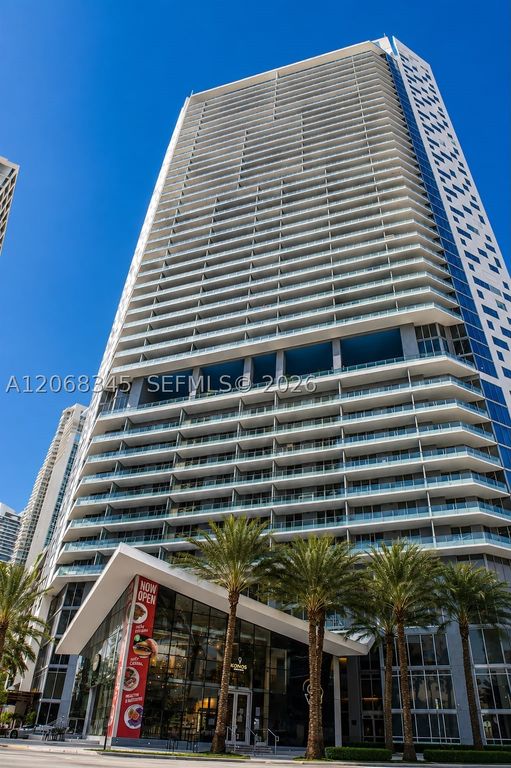 1300 Brickell Bay Dr 3400, Miami, FL 33131