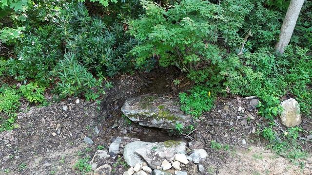 024 FURNITURE Drive, Hendersonville, NC 28792