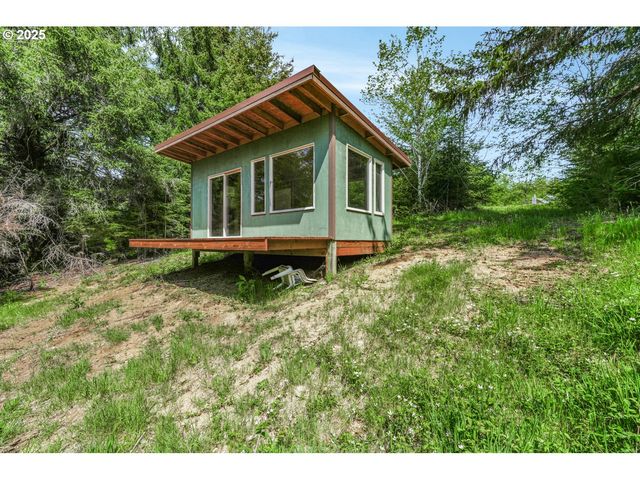 2495 SAMS CREEK Rd, Logsden, OR 97357