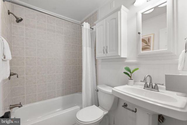711 JUSTIN WAY, Silver Spring, MD 20901