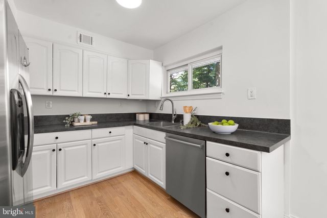 711 JUSTIN WAY, Silver Spring, MD 20901