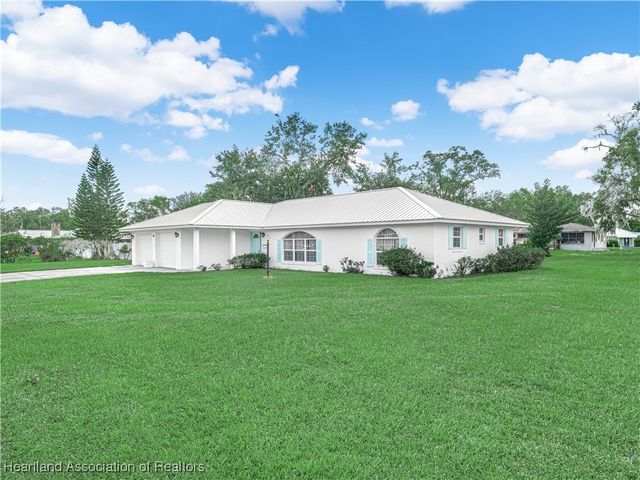 225 Pennsylvania Avenue, Wauchula, FL 33873