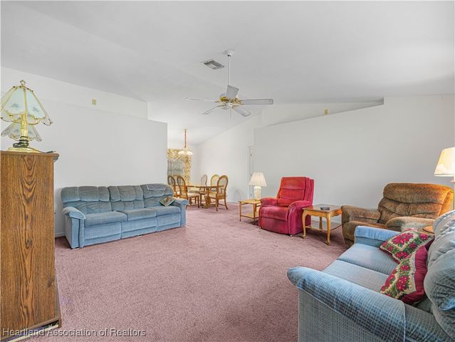 225 Pennsylvania Avenue, Wauchula, FL 33873