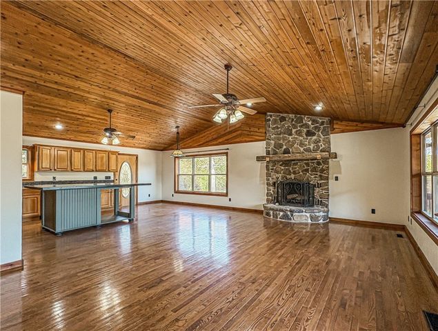 1113 Thousand Oaks Drive, Yellville, AR 72687