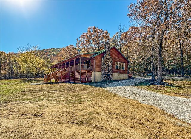 1113 Thousand Oaks Drive, Yellville, AR 72687