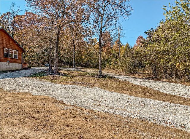 1113 Thousand Oaks Drive, Yellville, AR 72687