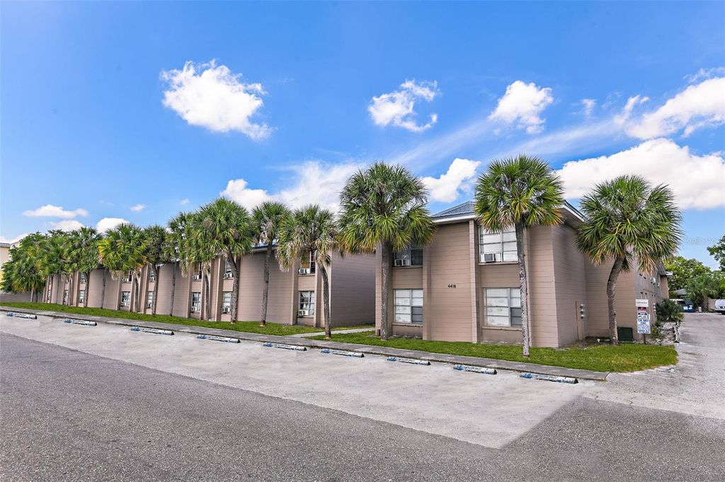 4410 N HALE AVENUE, Tampa, FL 33614