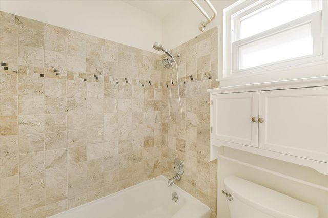 7202 Teaberry DR, Austin, TX 78745