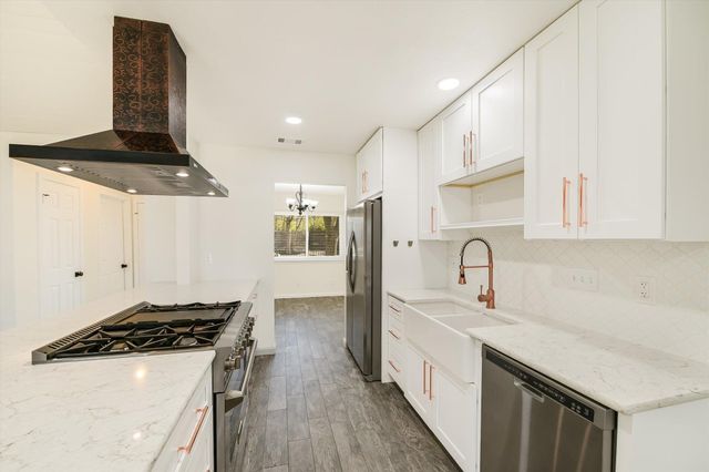 7202 Teaberry DR, Austin, TX 78745