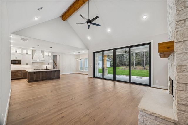 688 Lonestar Road, Huntsville, TX 77340