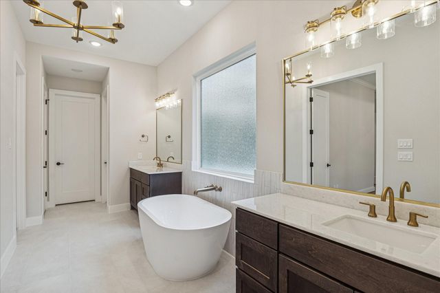 688 Lonestar Road, Huntsville, TX 77340