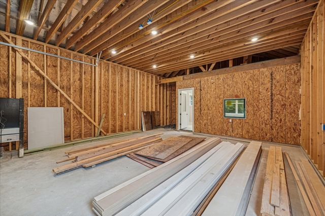 688 Lonestar Road, Huntsville, TX 77340