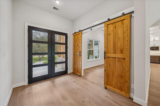 688 Lonestar Road, Huntsville, TX 77340