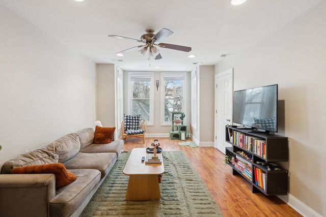 1707 N WASHTENAW Avenue, Chicago, IL 60647