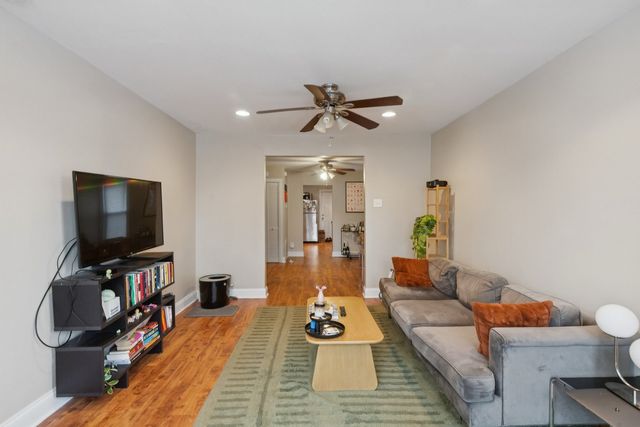 1707 N WASHTENAW Avenue, Chicago, IL 60647