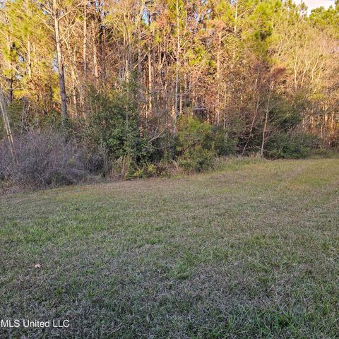 6010 Crescent Shore Drive, Biloxi, MS 39532