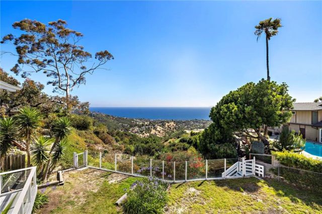 2869 Zell Drive, Laguna Beach, CA 92651