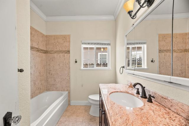 512 Encinal Ave, Roseville, CA 95678