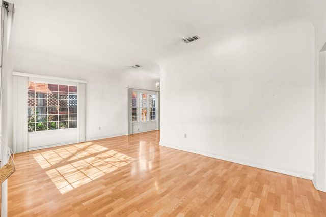 512 Encinal Ave, Roseville, CA 95678