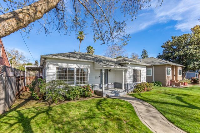 512 Encinal Ave, Roseville, CA 95678