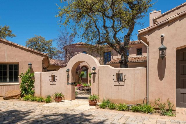 23835 Viejas Grade Rd, Descanso, CA 91916