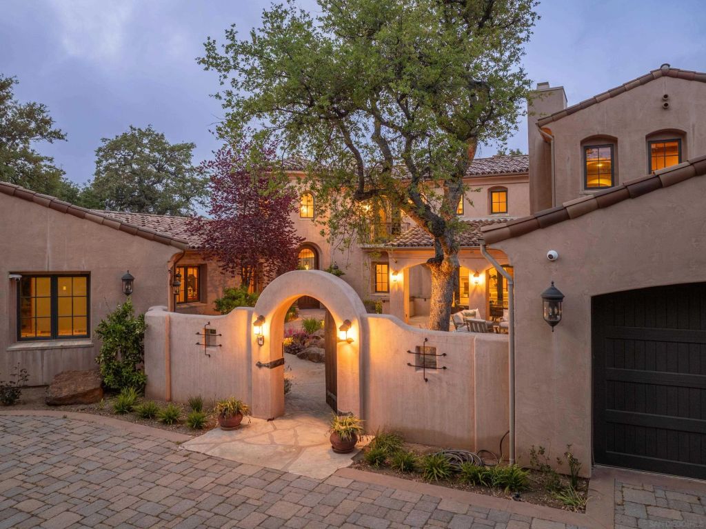 23835 Viejas Grade Rd, Descanso, CA 91916