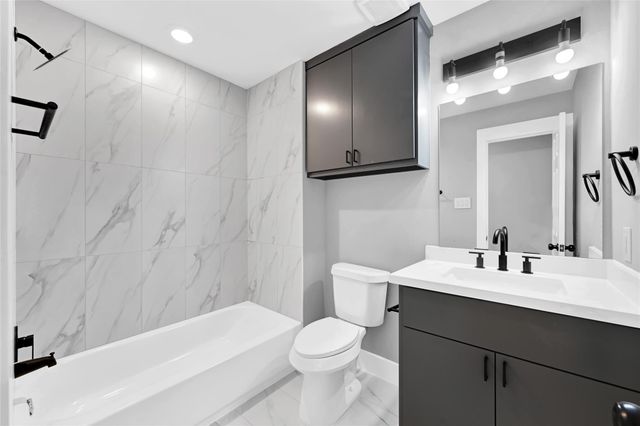 9705 Peachtree Street, Houston, TX 77016