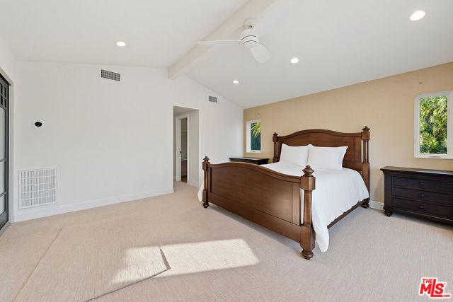 16907 Dulce Ynez Lane, Pacific Palisades (los Angeles), CA 90272