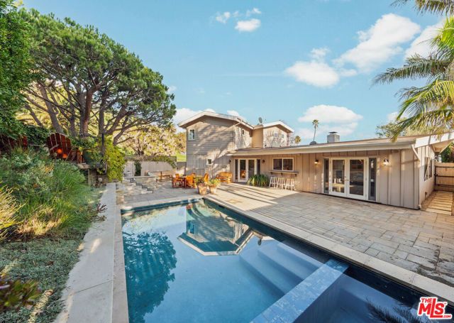 16907 Dulce Ynez Lane, Pacific Palisades (los Angeles), CA 90272