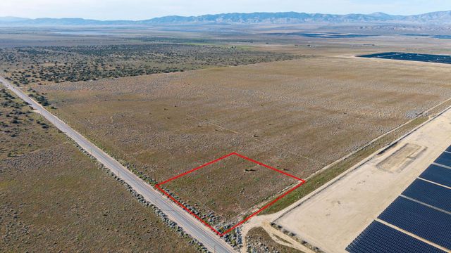 217 Ave D Pav 175 Stw N, Fairmont, CA 93536