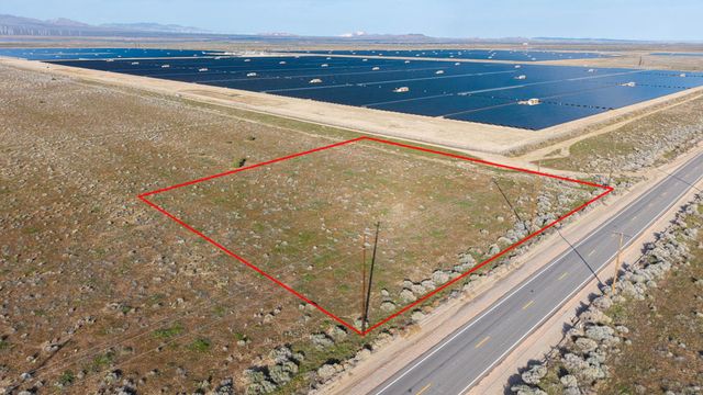 217 Ave D Pav 175 Stw N, Fairmont, CA 93536