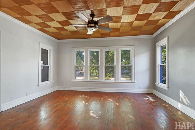 619 N Butrick Street, Waukegan, IL 60085