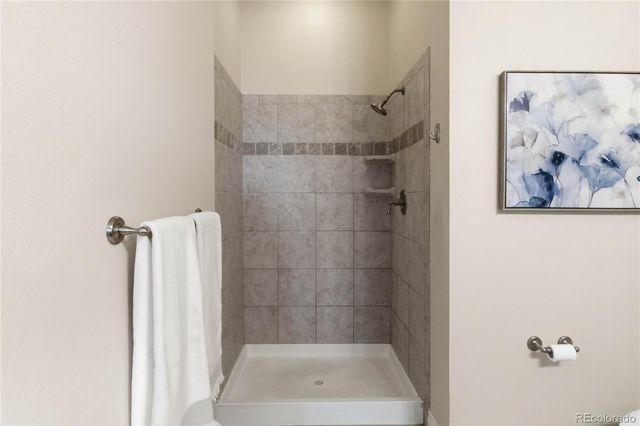 1700 N Emerson Street 304, Denver, CO 80218