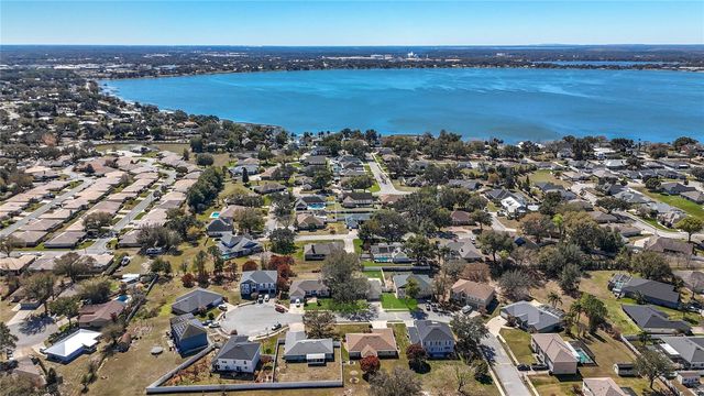 129 EVERGREEN DRIVE, Auburndale, FL 33823