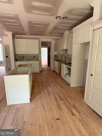 106 Wiiliamsburg Lane, Athens, GA 30605