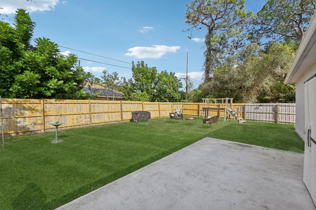 1561 SW Latshaw Avenue, Port St. Lucie, Port St Lucie, FL 34953