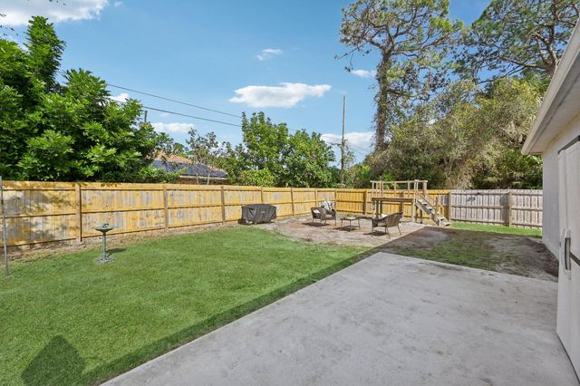 1561 SW Latshaw Avenue, Port St. Lucie, Port St Lucie, FL 34953