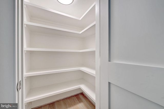 6517 BARNABY ST NW, Washington, DC 20015
