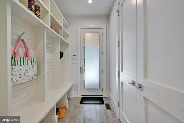 6517 BARNABY ST NW, Washington, DC 20015